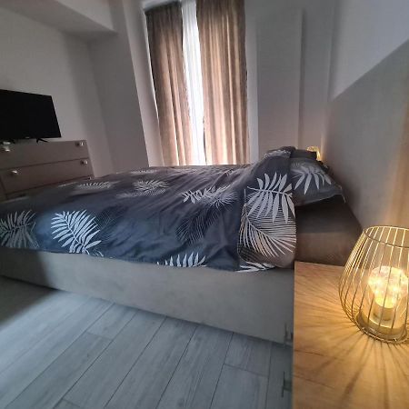 Apartament Moghioros Park Residence Dum1 Bukarest Exteriör bild
