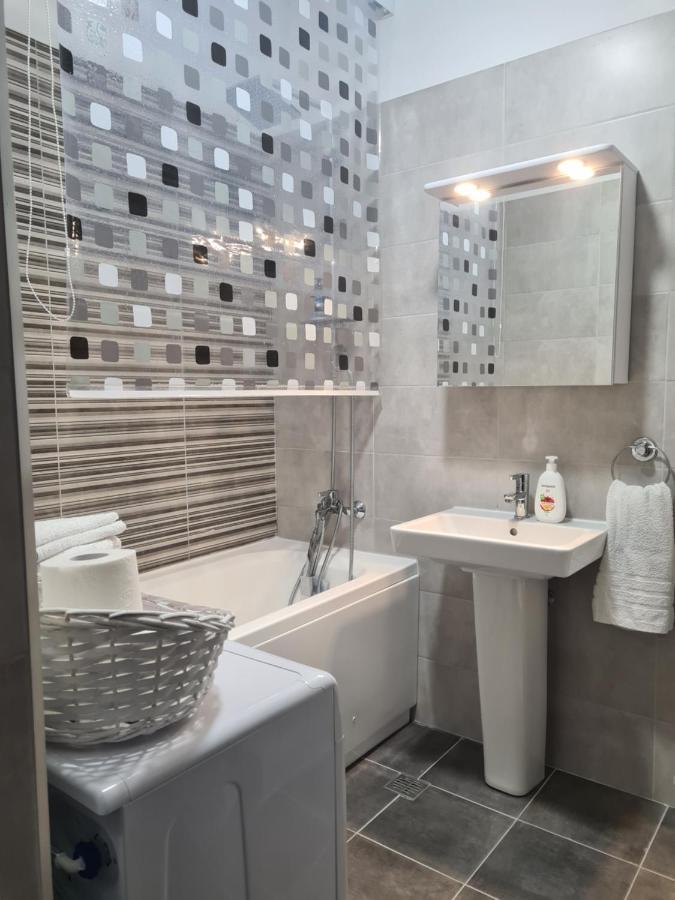 Apartament Moghioros Park Residence Dum1 Bukarest Exteriör bild